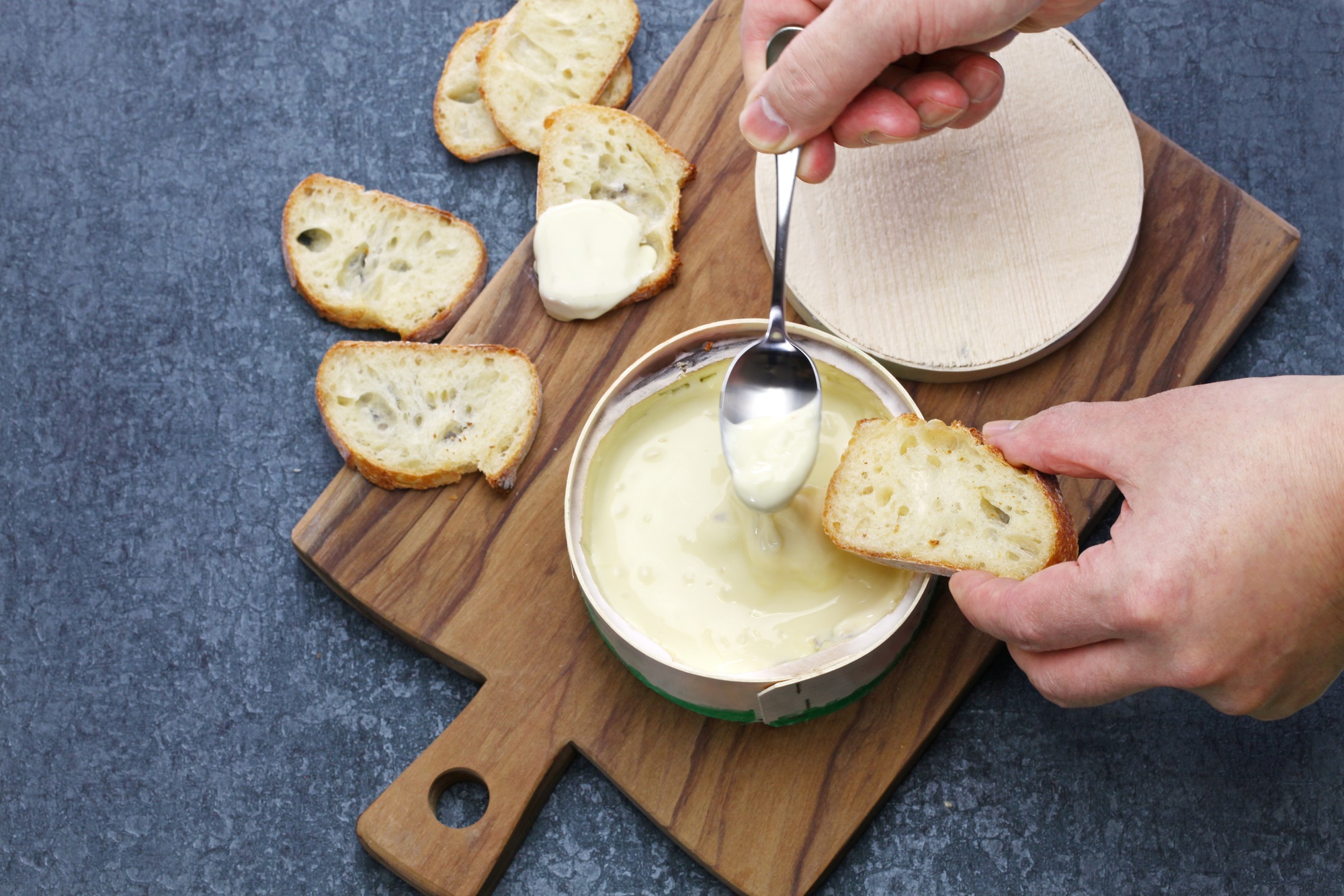 french vacherin mont d'or cheese